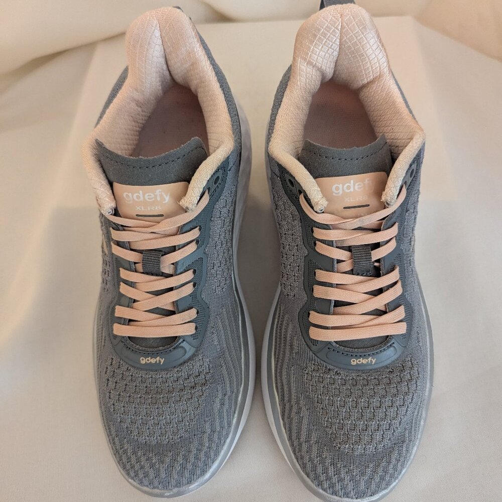 WOMENS GDEFY HYBRID EX - VERSOCLOUD VERSOSHOCK - SZ 8.5 - GRAY